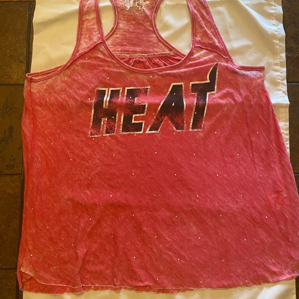 Heat halter tank. Diamonds on it.
